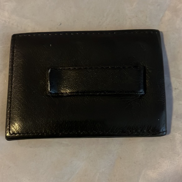 Guess Wallet - Picture 3 of 3